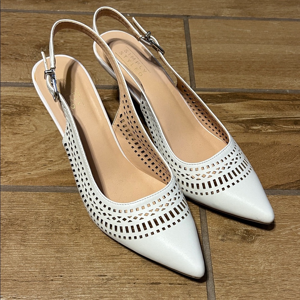 Simply Styled White Slingback Heels Size 8